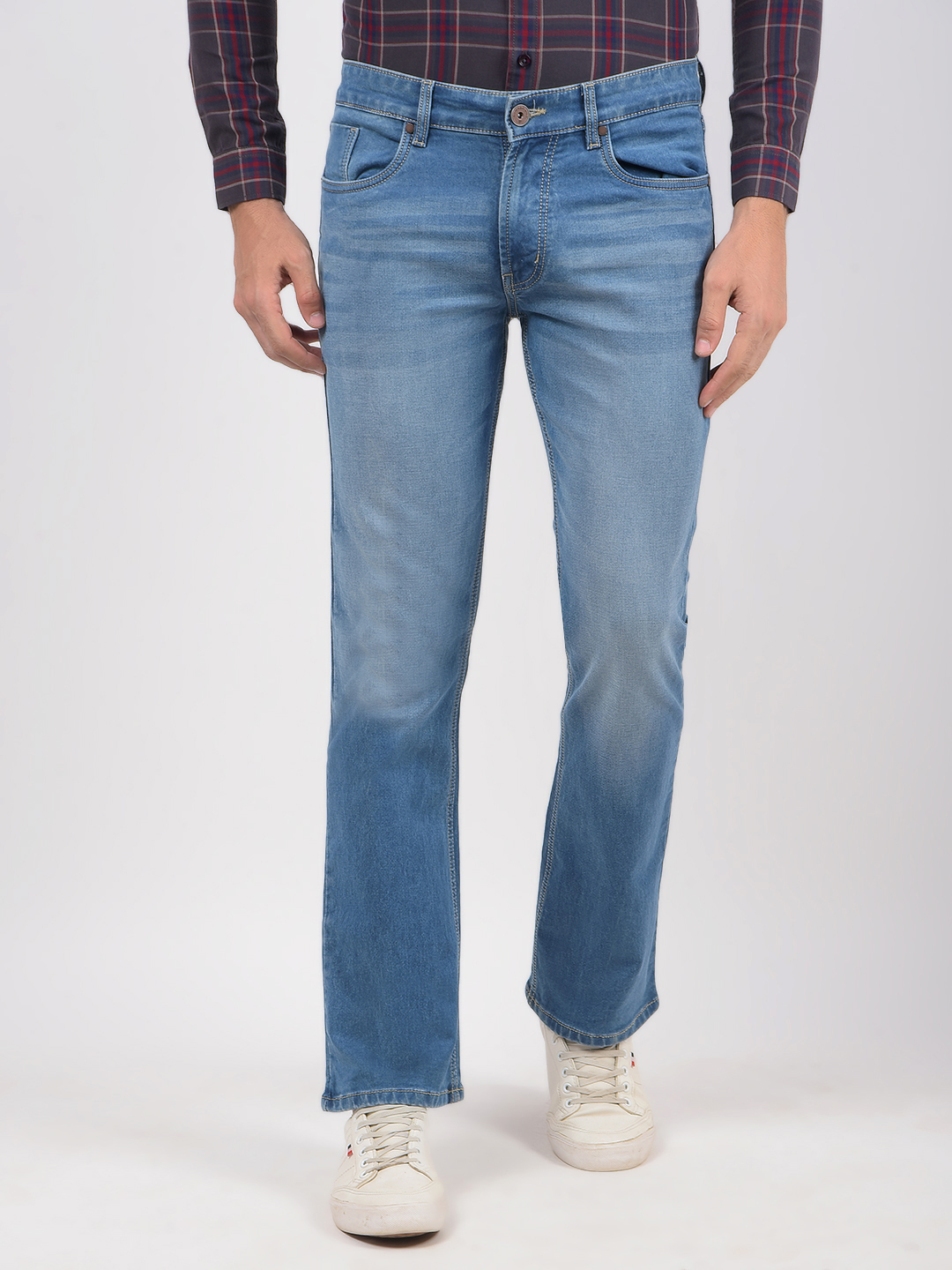 Numero Uno Men Solid Light Blue Jeans